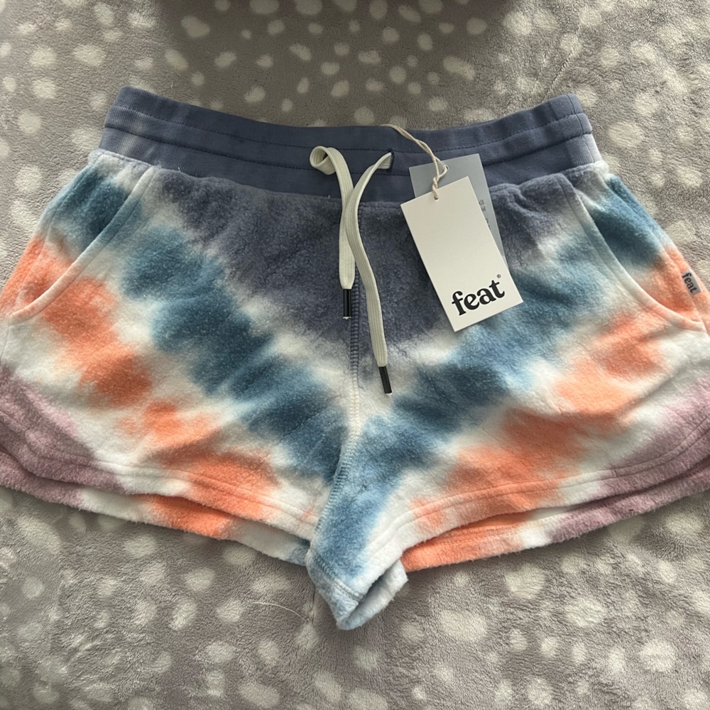 Feat Shorts Size Small